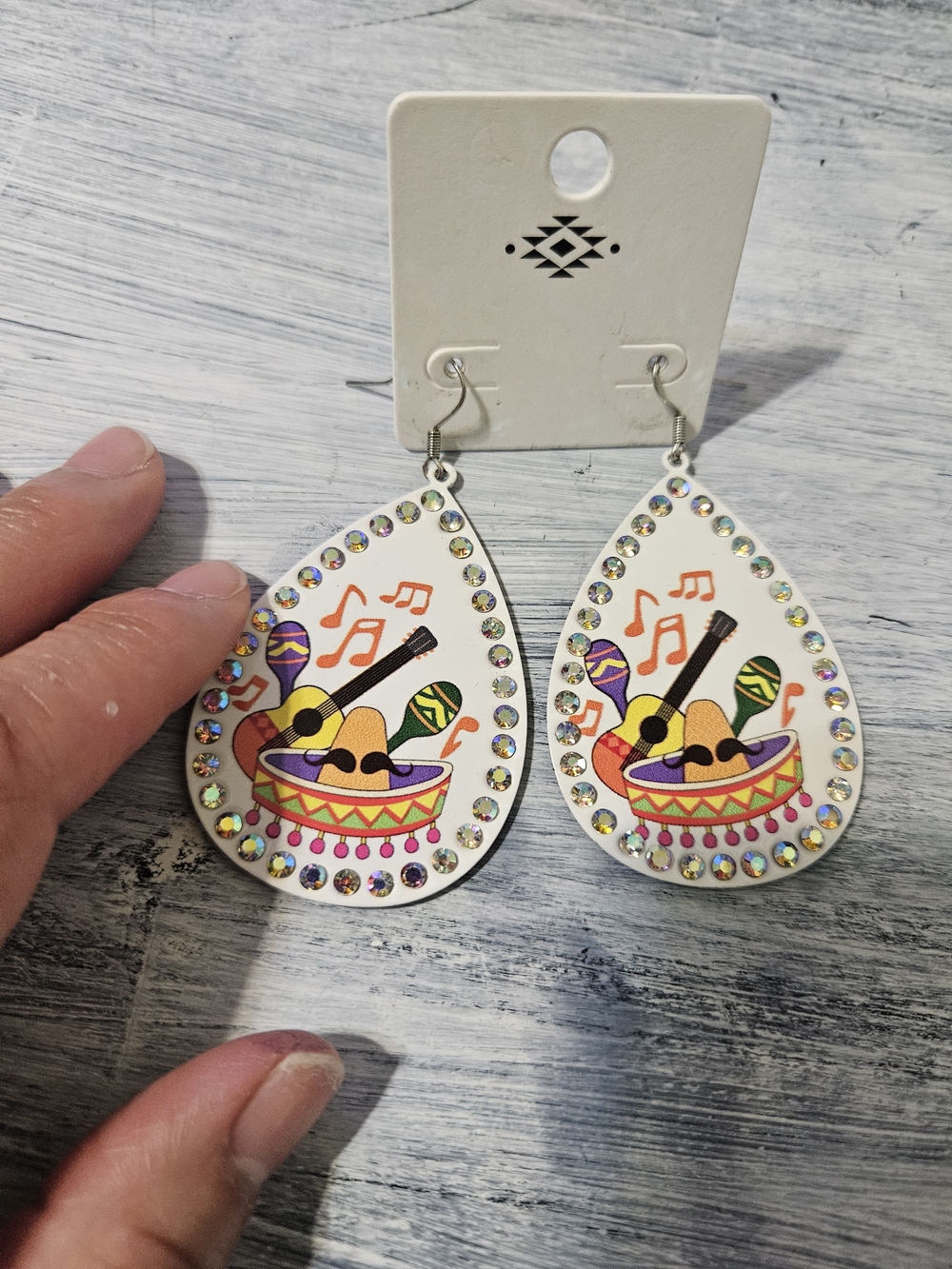 Source Unknown White Teardrop Mariachi Music Earrings with Multicolor Accents